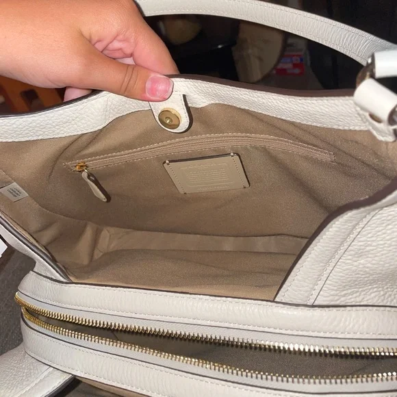 White Coach Purse - Picture 6 of 10